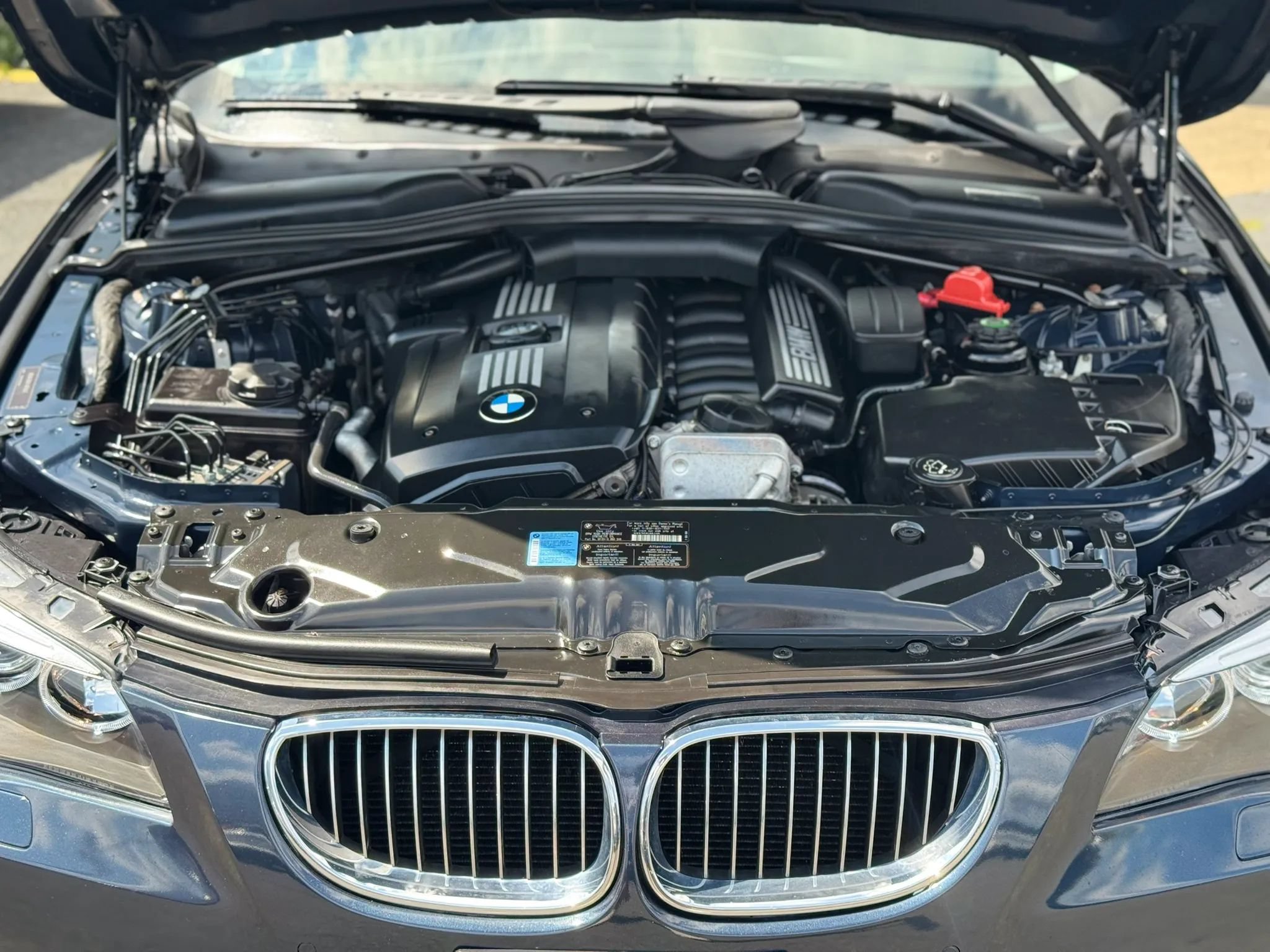 Used 2010 BMW 528i xDrive Sedan AWD/4WD image 61