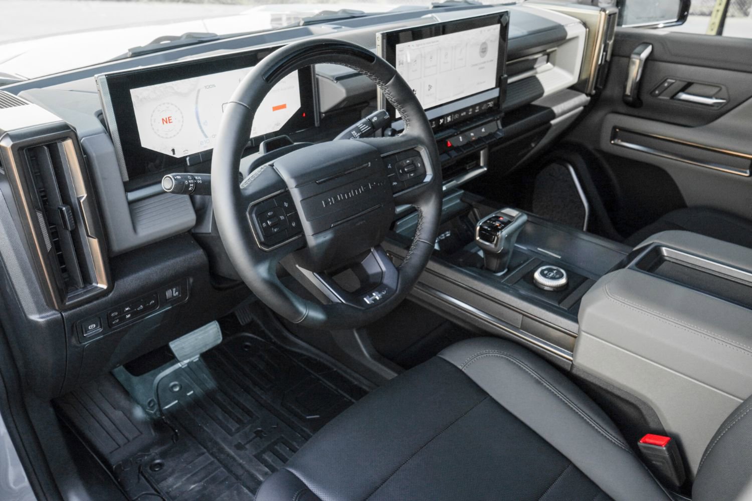 Used 2024 GMC Hummer EV 3X w/ Extreme Off-Road Package image 2