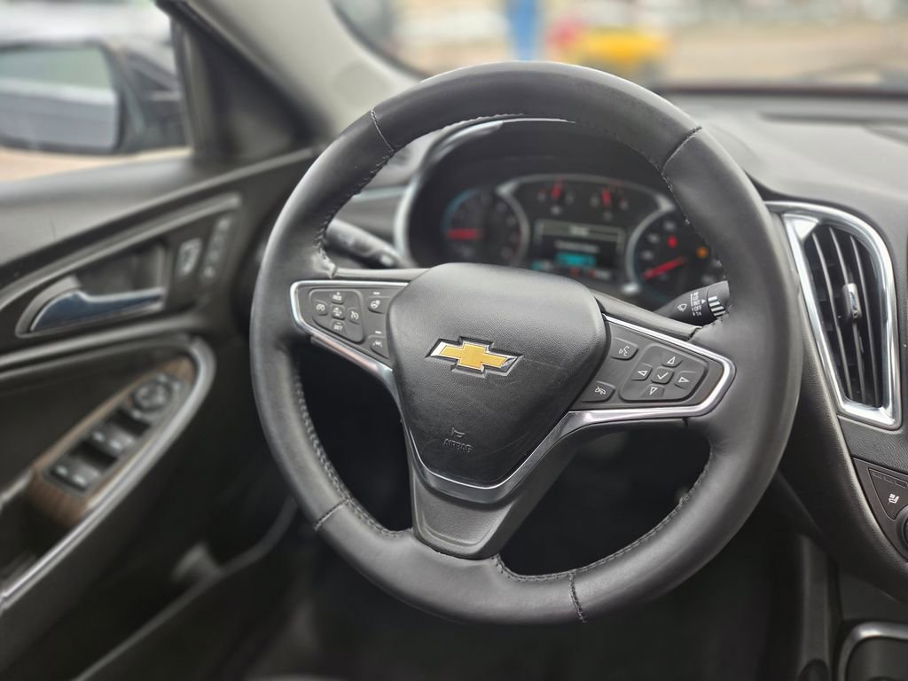 Used 2016 Chevrolet Malibu Premier w/ Driver Confidence Package II image 20