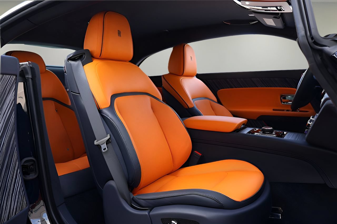 Certified 2024 Rolls-Royce Spectre w/ Leather Finishing Pack AWD/4WD image 24