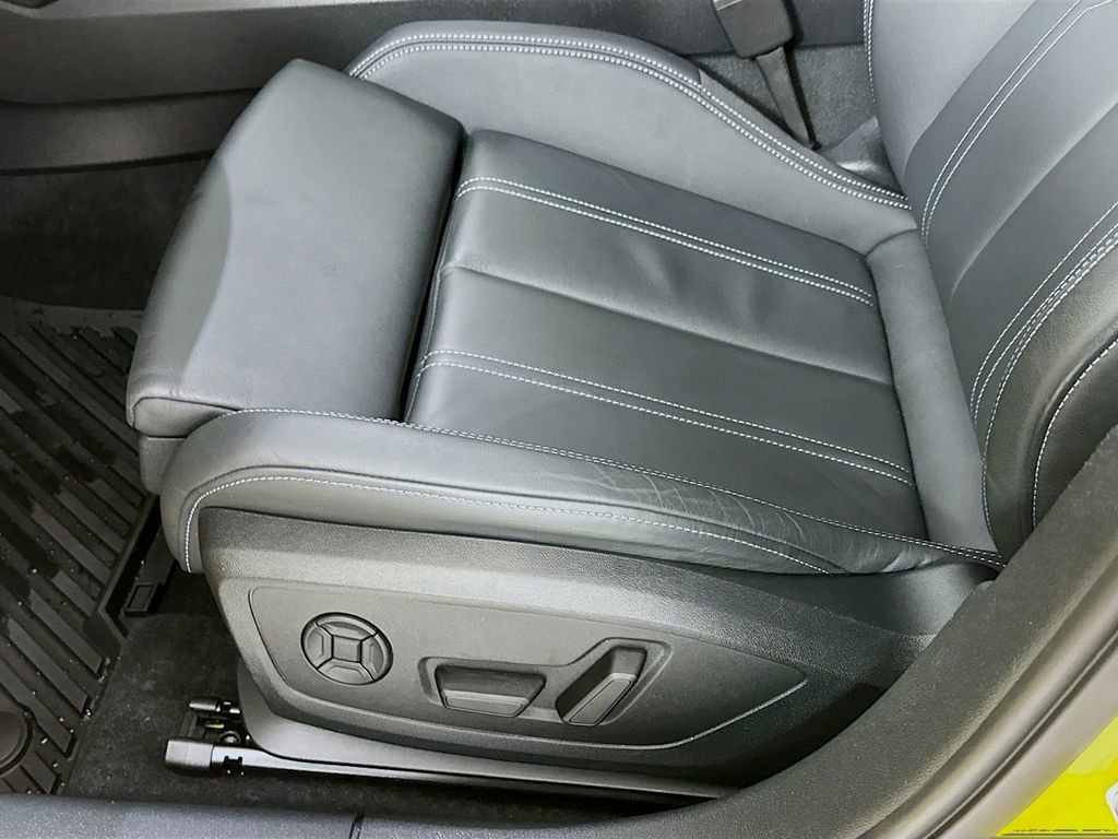 Used 2024 Audi S3 Premium Plus w/ Premium Plus Package AWD/4WD image 9