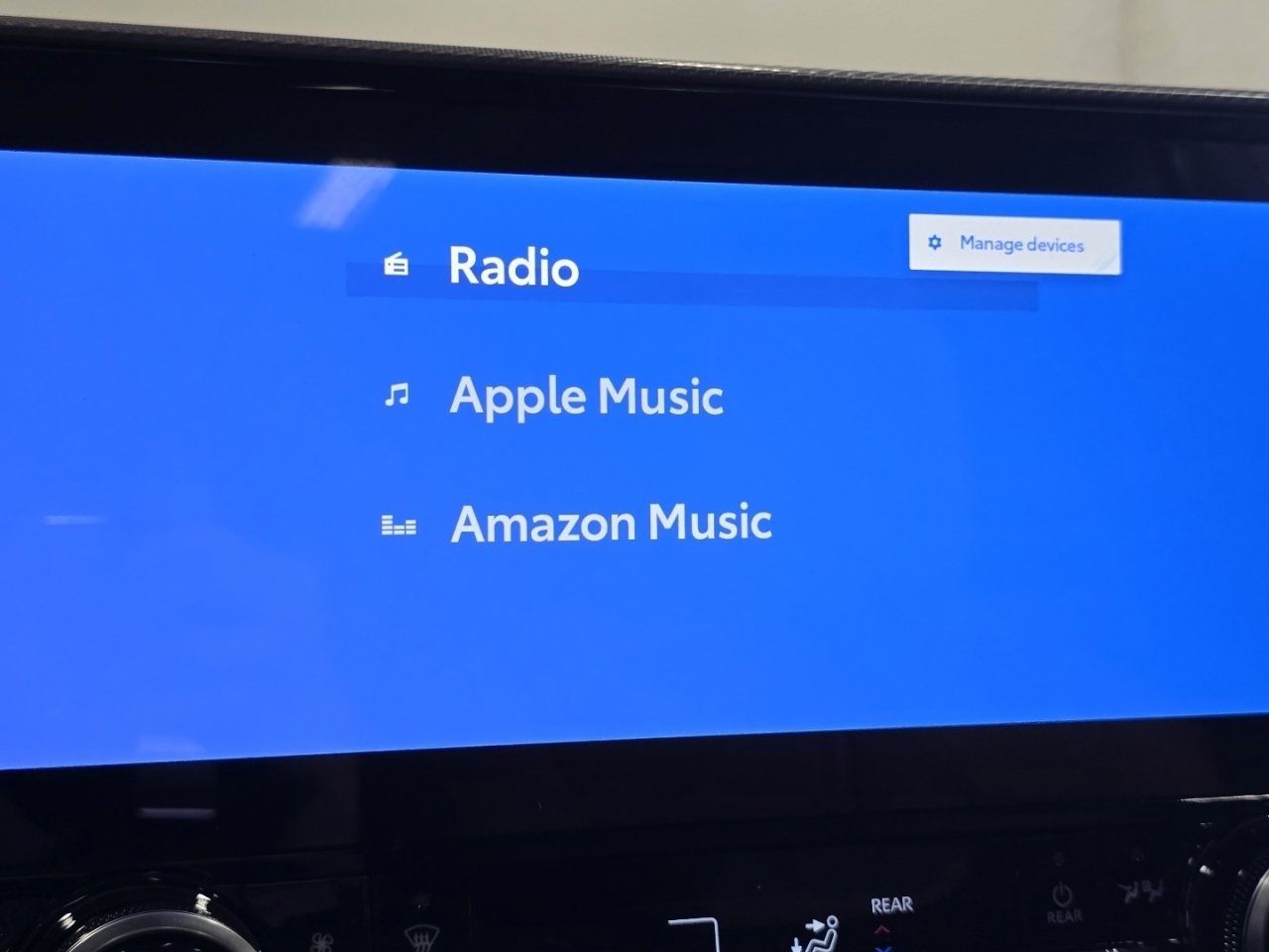 New 2026 Toyota Highlander Platinum image 5