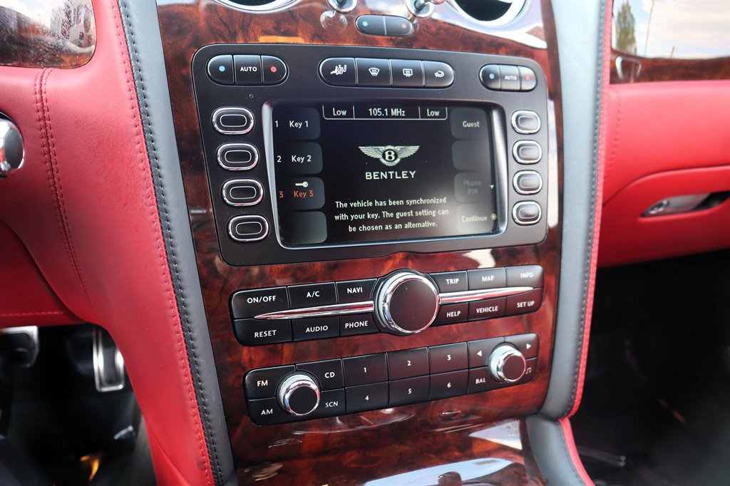 Used 2006 Bentley Flying Spur Flying Spur AWD/4WD image 29
