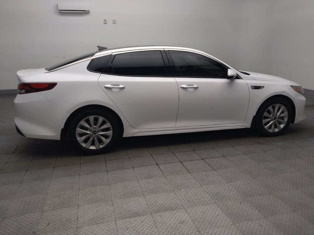 Used 2018 Kia Optima S w/ Panoramic Sunroof Package FWD image 10