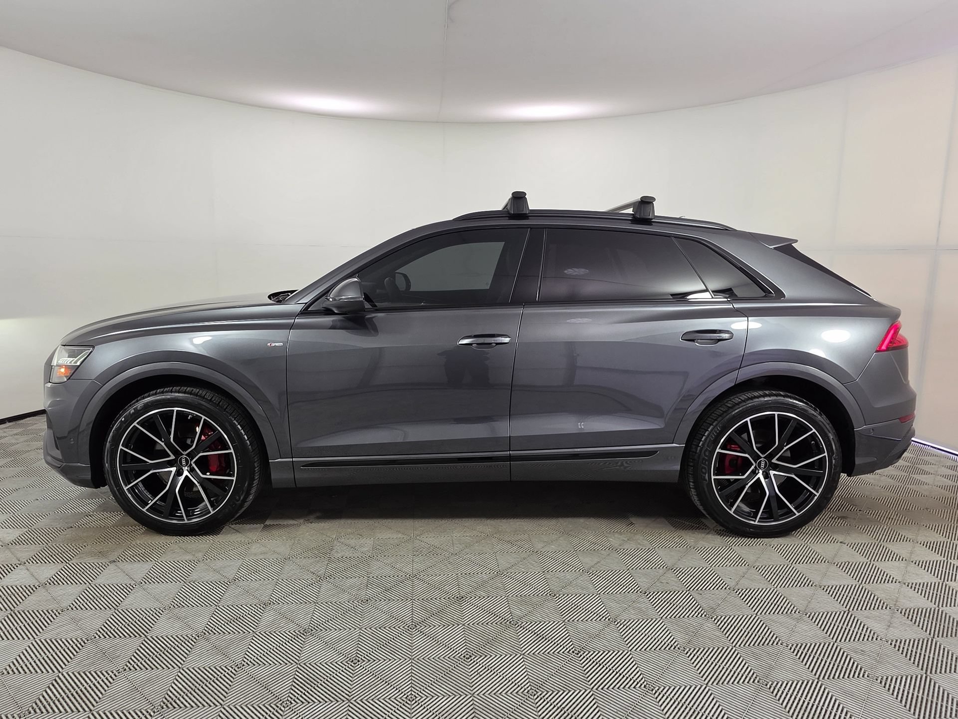 Used 2023 Audi Q8 Prestige AWD/4WD image 37