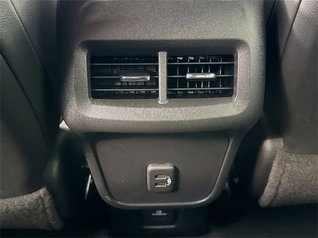 Used 2022 Chevrolet Equinox RS w/ RS Leather Package image 26