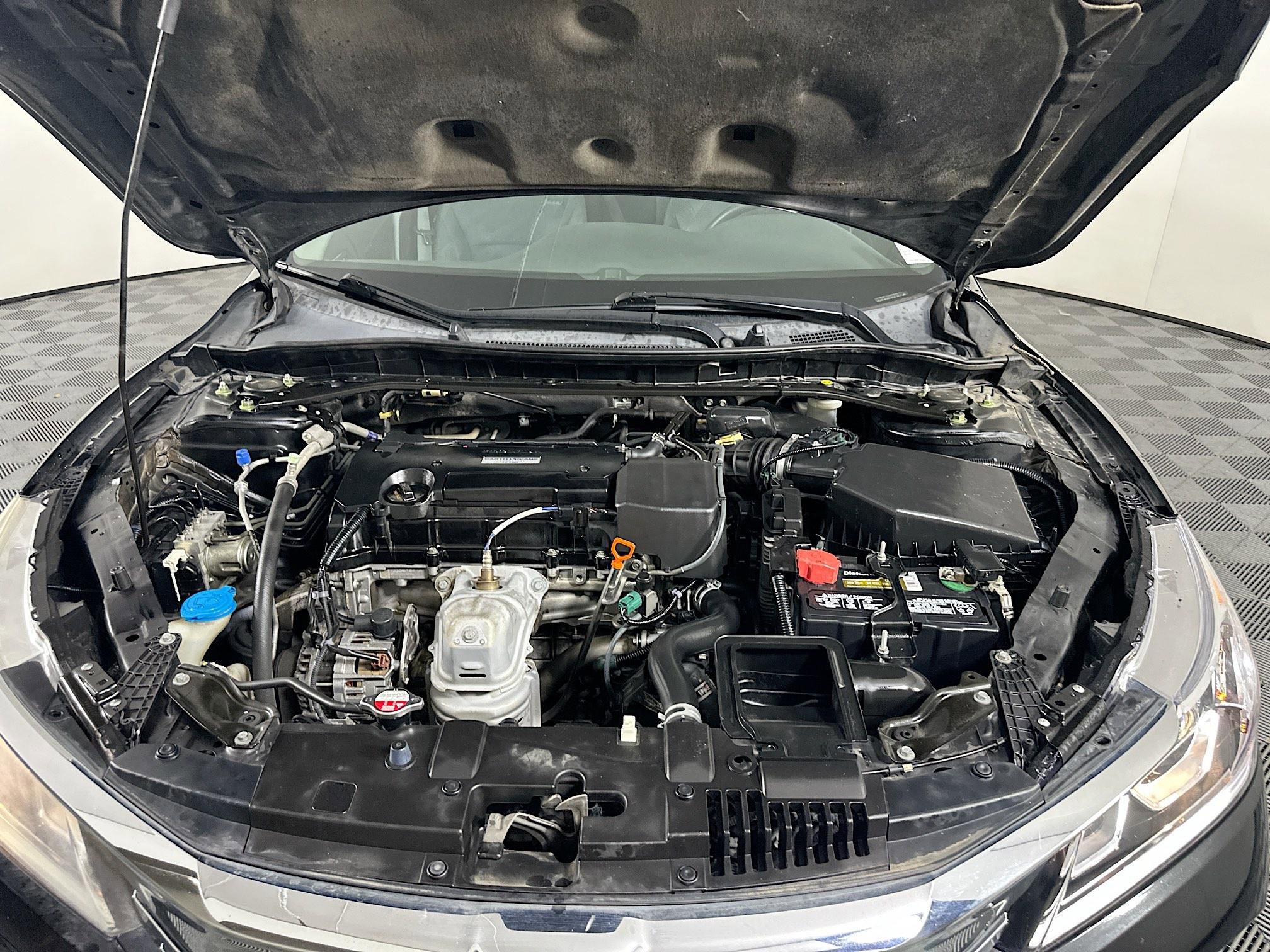 Used 2016 Honda Accord EX image 33