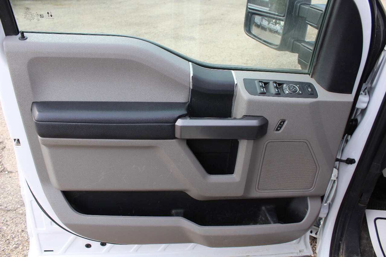 Used 2020 Ford F250 XLT w/ FX4 Off-Road Package image 14