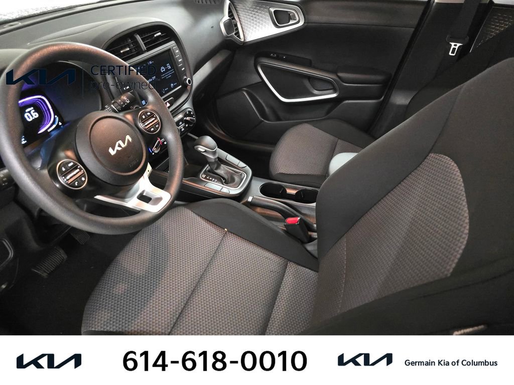 Certified 2025 Kia Soul LX image 18