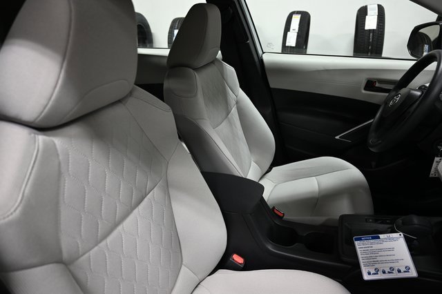 New 2026 Toyota Corolla Cross L image 9