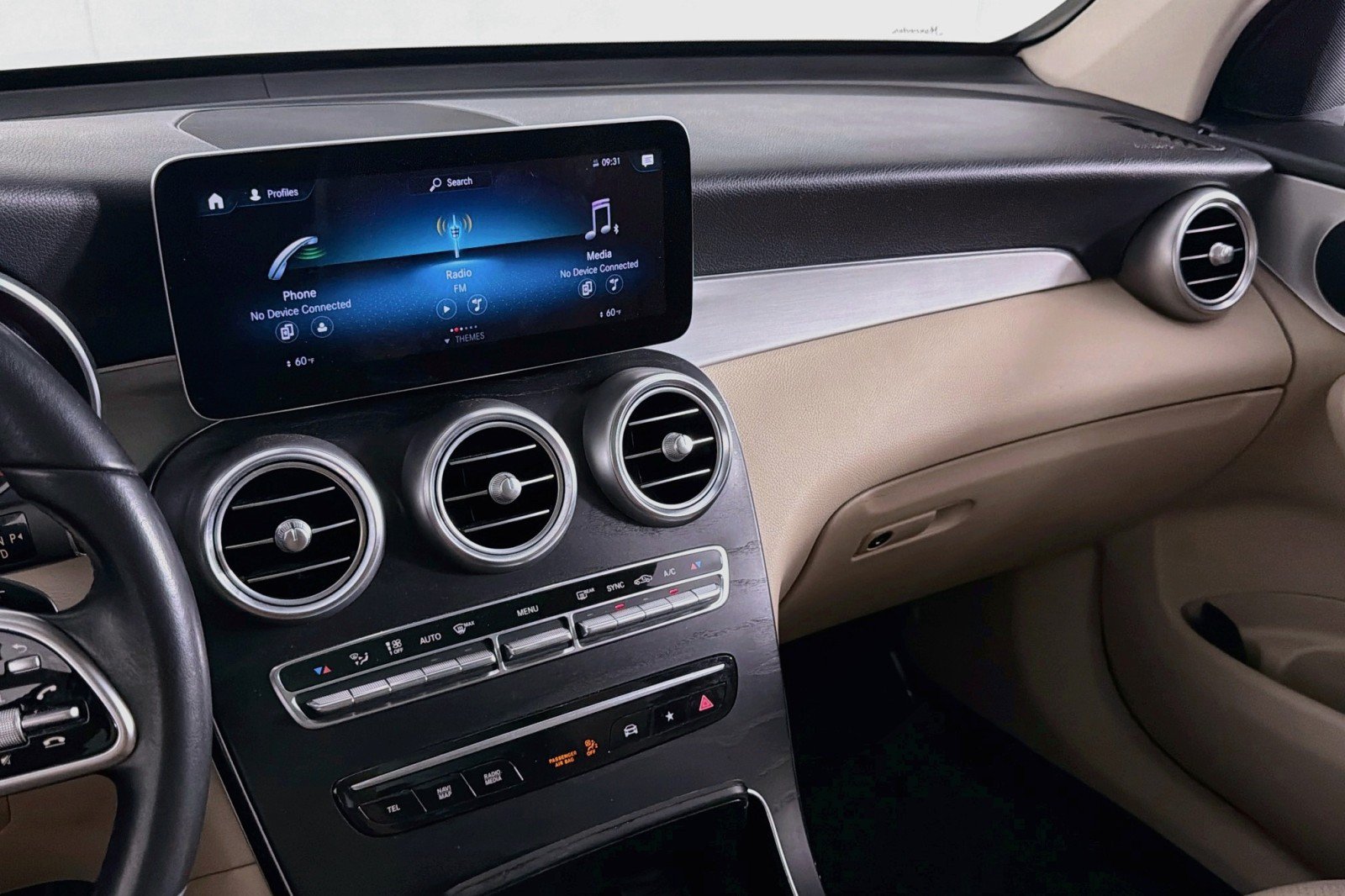 Used 2021 Mercedes-Benz GLC 300 image 20