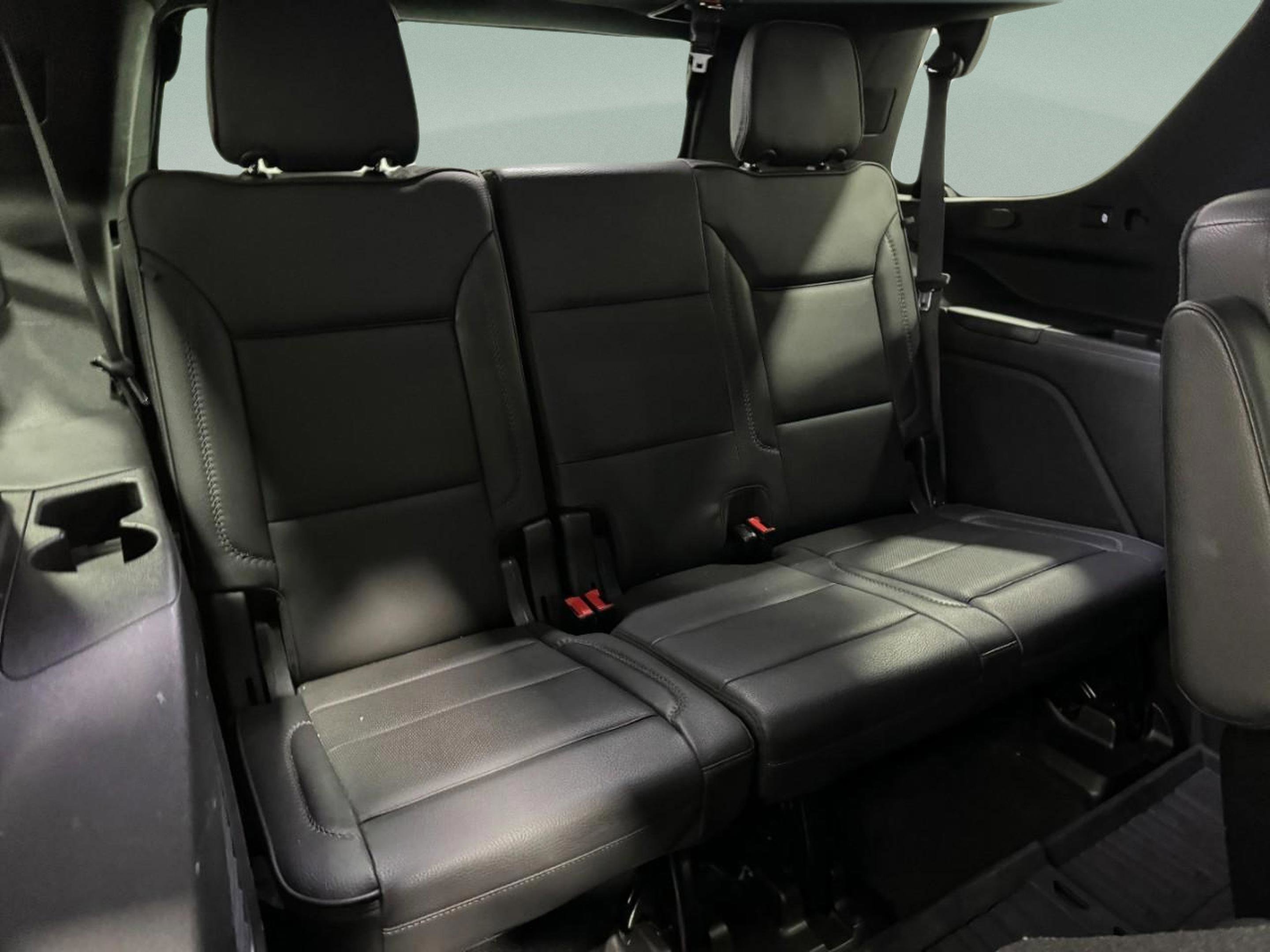 Used 2021 GMC Yukon Denali image 12