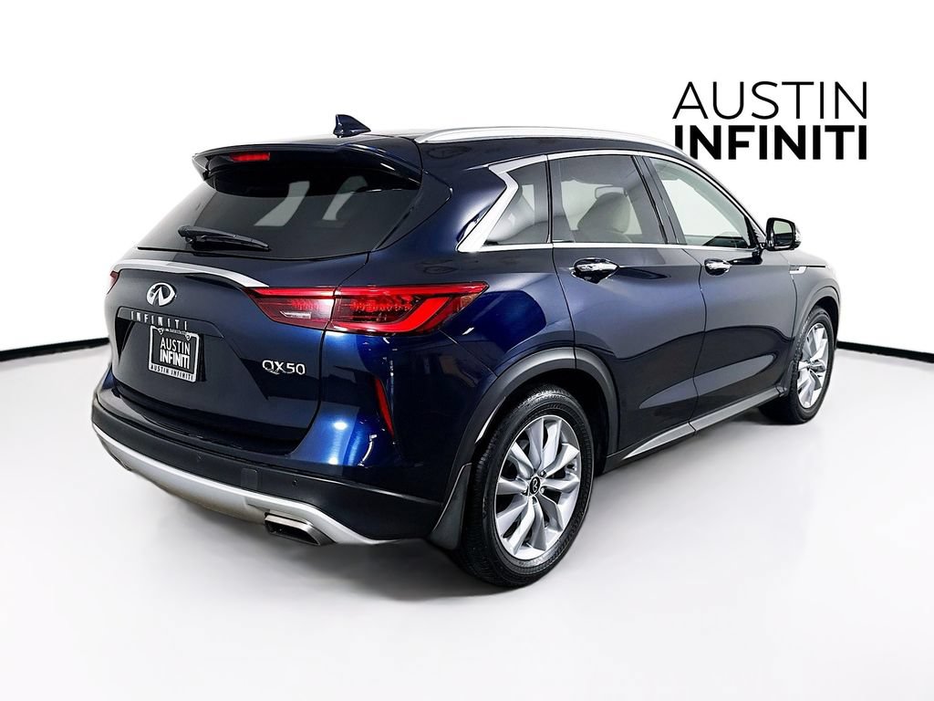 Certified 2021 INFINITI QX50 Essential w/ Convenience Package FWD image 9