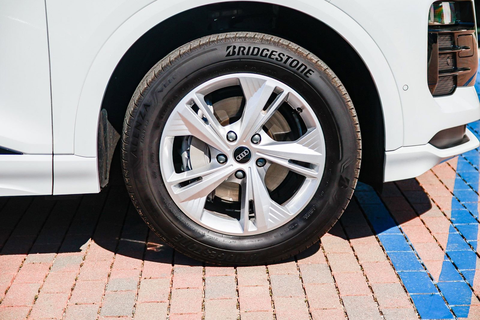 Certified 2025 Audi Q6 e-tron Premium w/ Convenience Package image 11