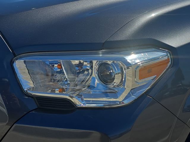 Used 2022 Toyota Tacoma SR w/ SR Convenience Package image 30