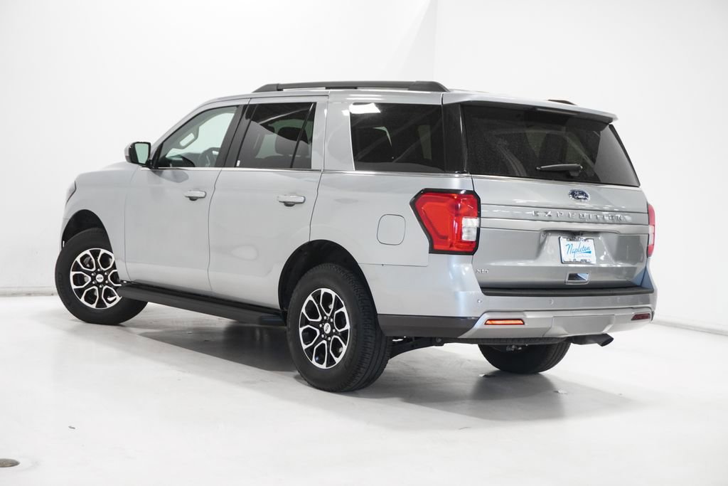 Used 2024 Ford Expedition XLT image 30