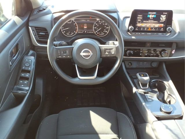 Used 2024 Nissan Rogue S AWD/4WD image 19