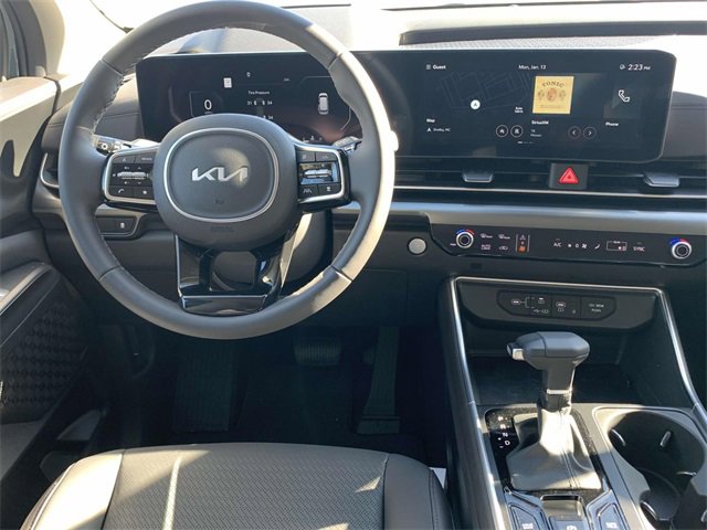 New 2025 Kia Carnival SX Prestige image 9