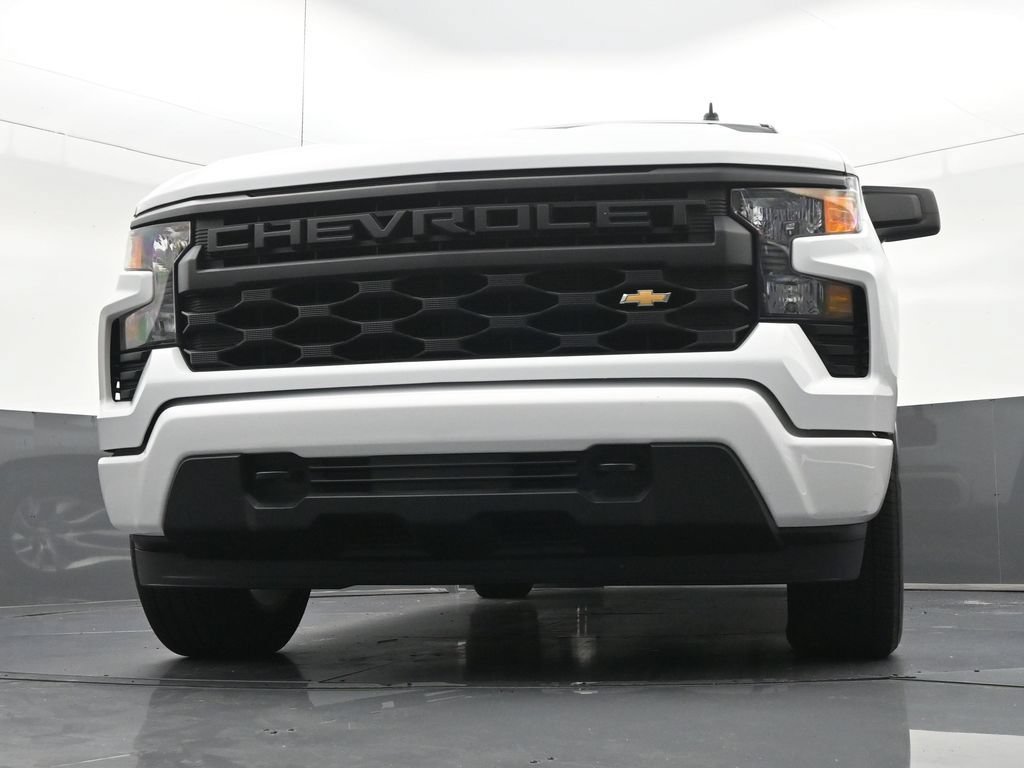 Used 2024 Chevrolet Silverado 1500 Custom RWD image 31
