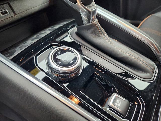 New 2026 GMC Canyon AT4 w/ Nightfall Essentials Package image 17