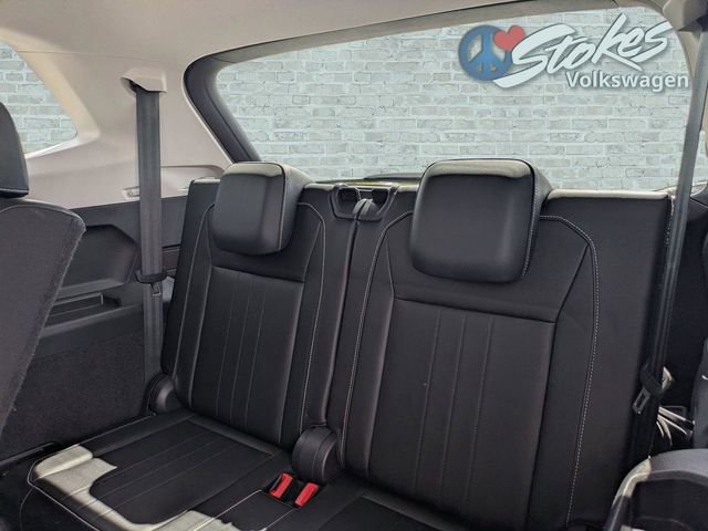 Certified 2023 Volkswagen Tiguan SE w/ Panoramic Sunroof Package FWD image 14