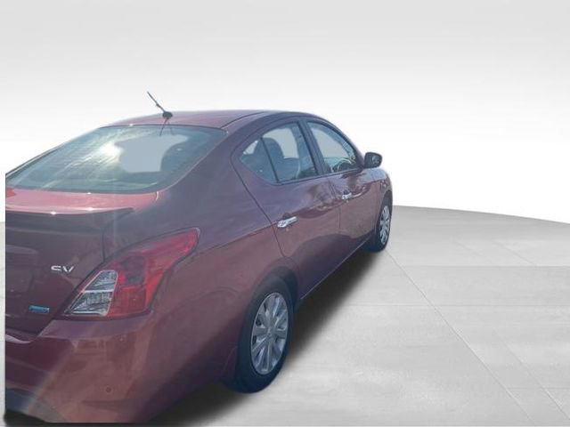 Used 2016 Nissan Versa SV FWD image 6