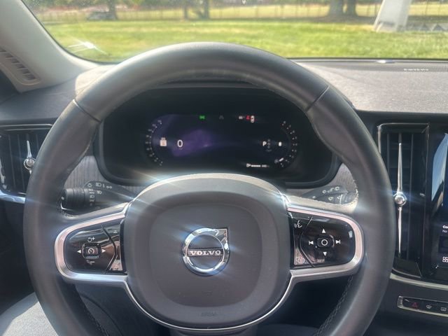 Used 2023 Volvo V90 B6 Cross Country Plus AWD/4WD image 12