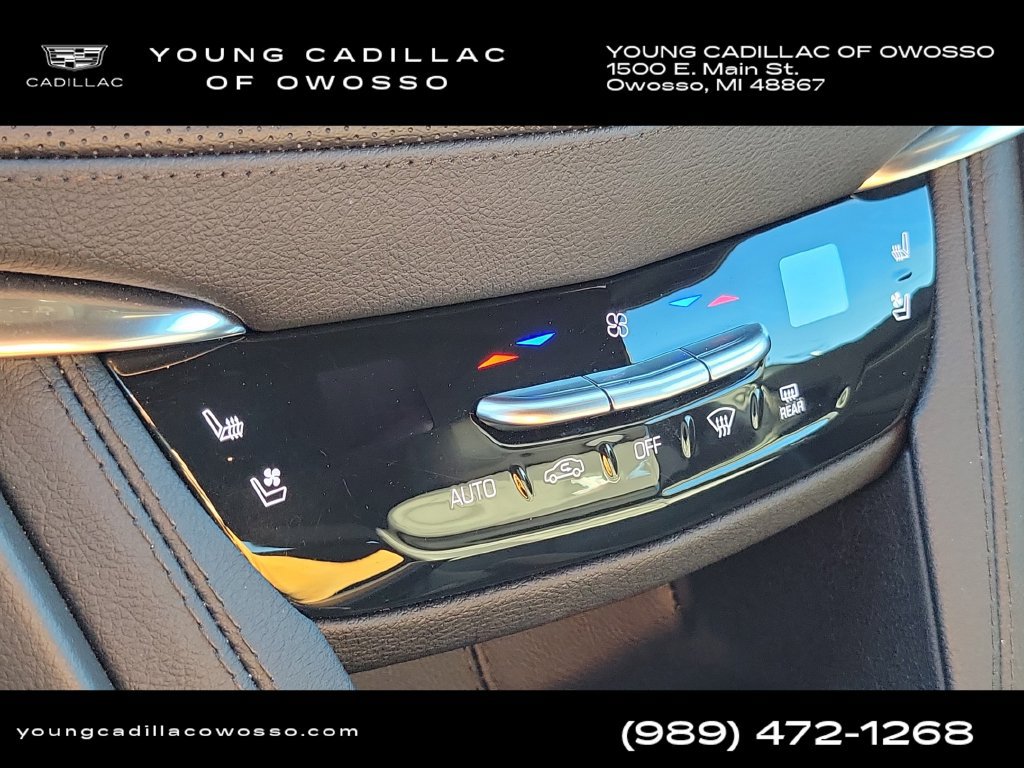 Used 2024 Cadillac XT5 Premium Luxury w/ LPO, Floor Liner Package AWD/4WD image 21