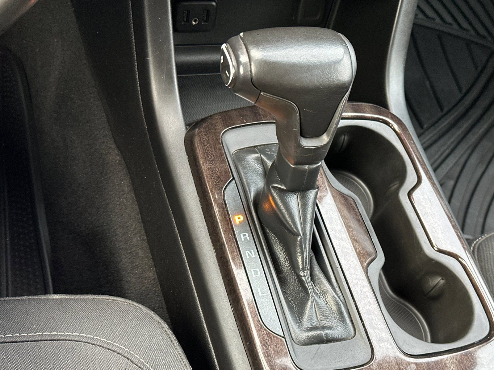 Used 2020 GMC Canyon SLE w/ Driver Alert Package image 20