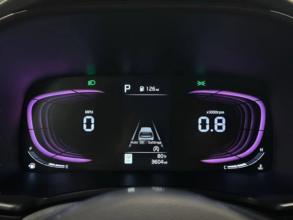 Used 2025 Kia Soul LX w/ LX Technology Package FWD image 14