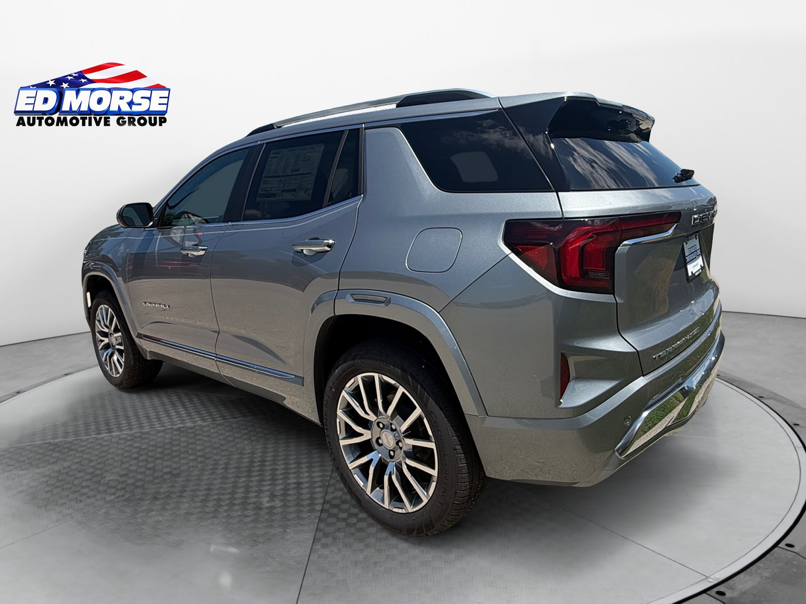 New 2026 GMC Terrain Denali AWD/4WD image 3