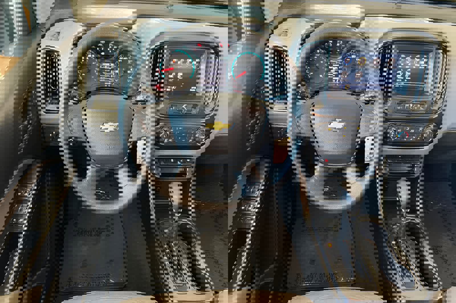 Used 2022 Chevrolet Colorado W/T image 14