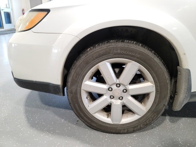 Used 2008 Subaru Outback 2.5i image 12