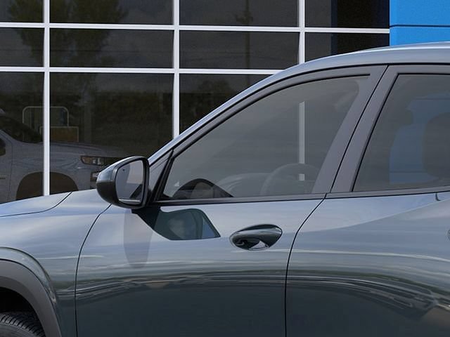 New 2026 Chevrolet Trax LS w/ LS Convenience Package FWD image 12