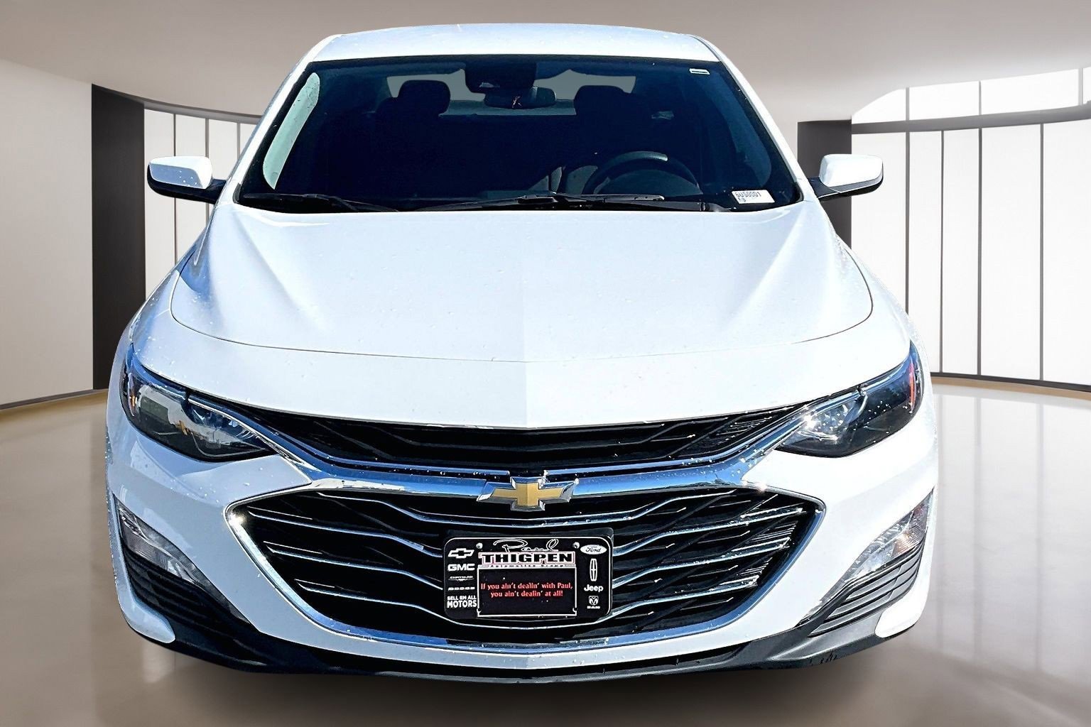 Used 2023 Chevrolet Malibu LT image 2