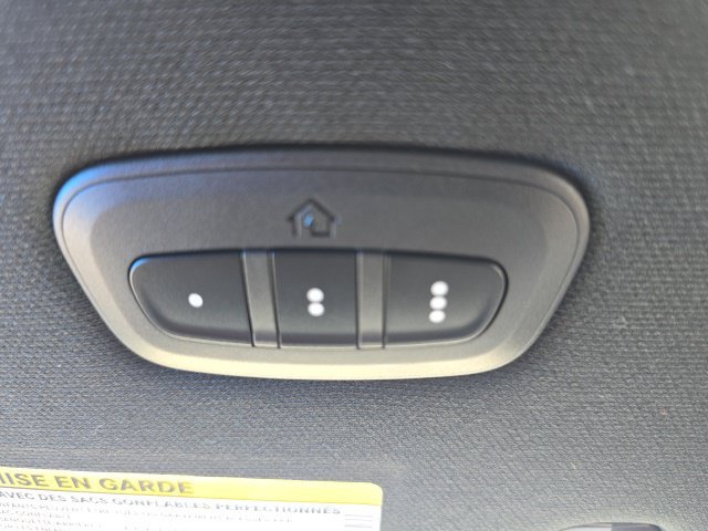 Used 2025 RAM 2500 Laramie AWD/4WD image 25