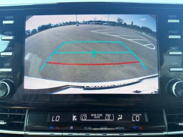 Used 2021 Toyota Sienna XLE FWD image 33