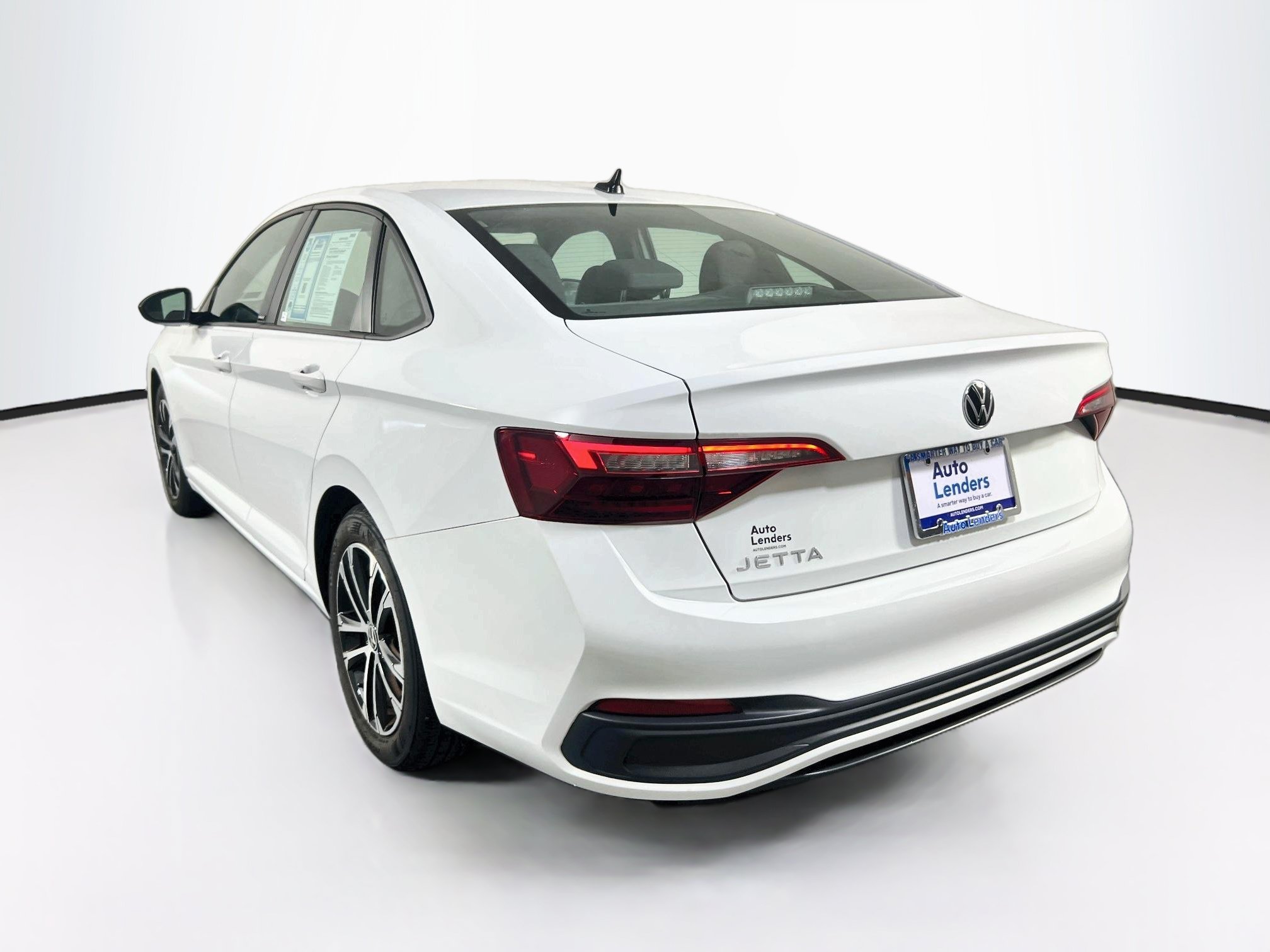 Used 2023 Volkswagen Jetta Sport FWD image 7