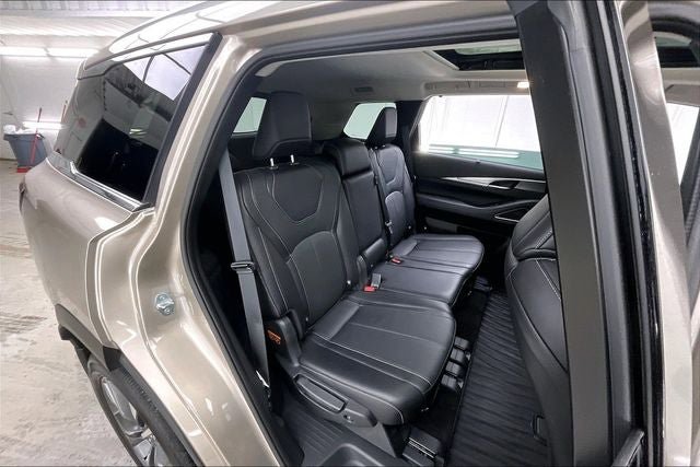 Certified 2025 INFINITI QX60 Luxe w/ Cargo Package AWD/4WD image 20