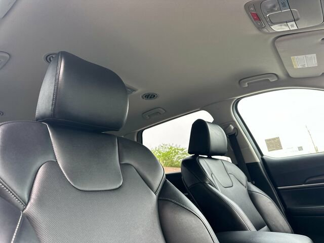 Used 2023 Kia Telluride S image 20