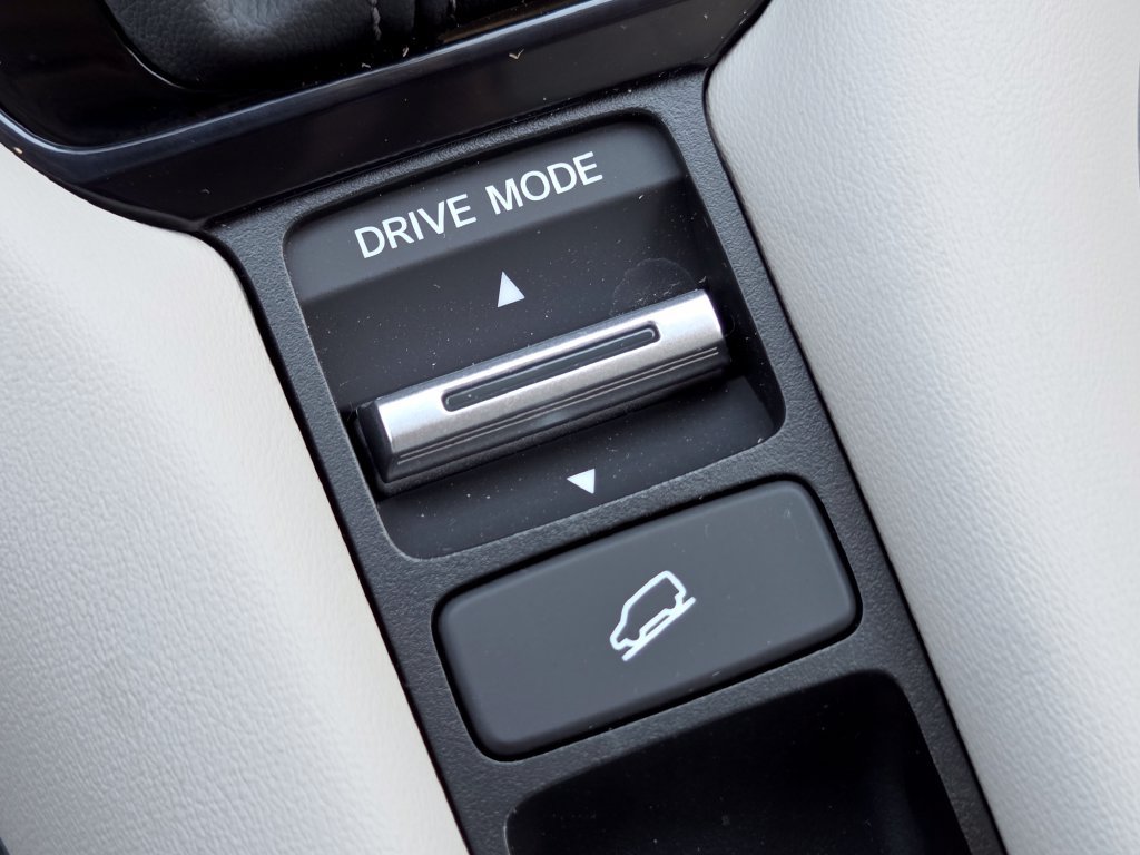 New 2027 Honda HR-V LX image 9