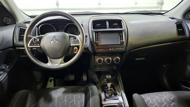 Used 2023 Mitsubishi Outlander Sport ES image 21