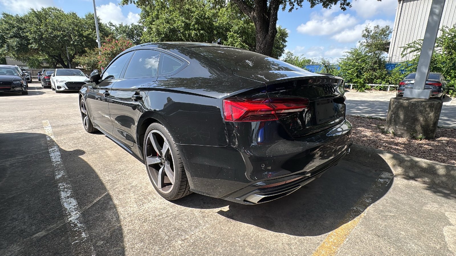 Used 2022 Audi A5 2.0T Premium Plus w/ Premium Plus AWD/4WD image 4