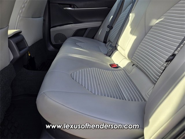 Used 2019 Toyota Camry SE image 11