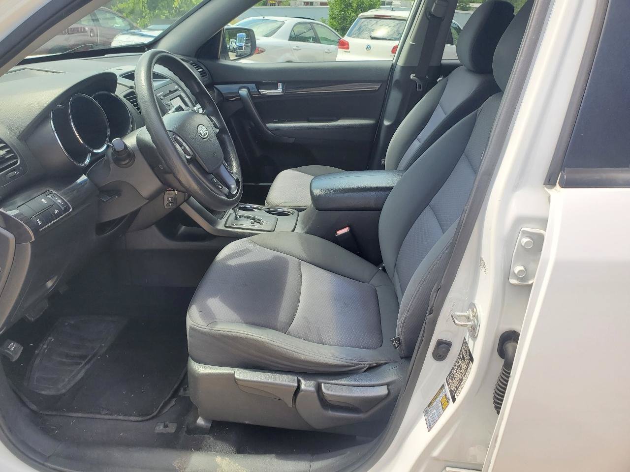 Used 2013 Kia Sorento LX AWD/4WD image 15