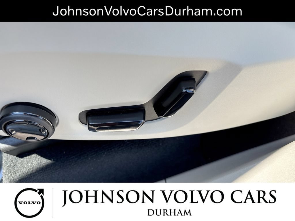 New 2026 Volvo XC90 T8 Ultra w/ Lounge Package AWD/4WD image 14