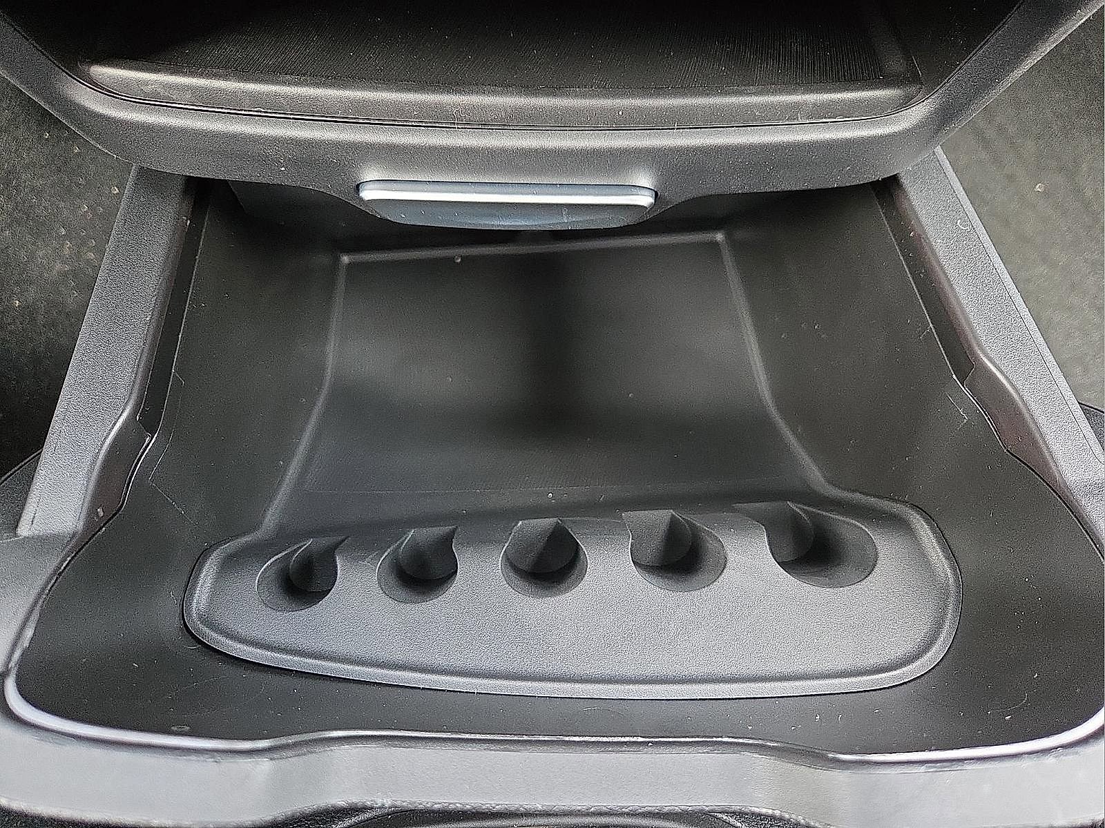 New 2026 Chrysler Pacifica Select w/ S Appearance Package image 25