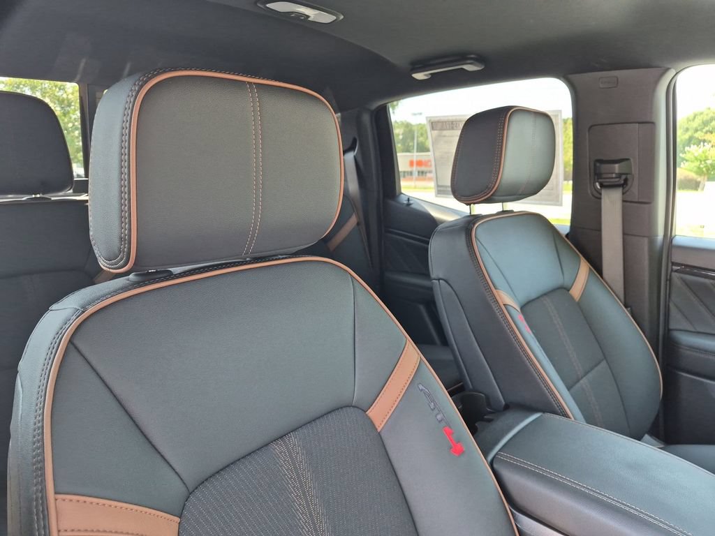 Used 2026 GMC Canyon AT4 AWD/4WD image 28