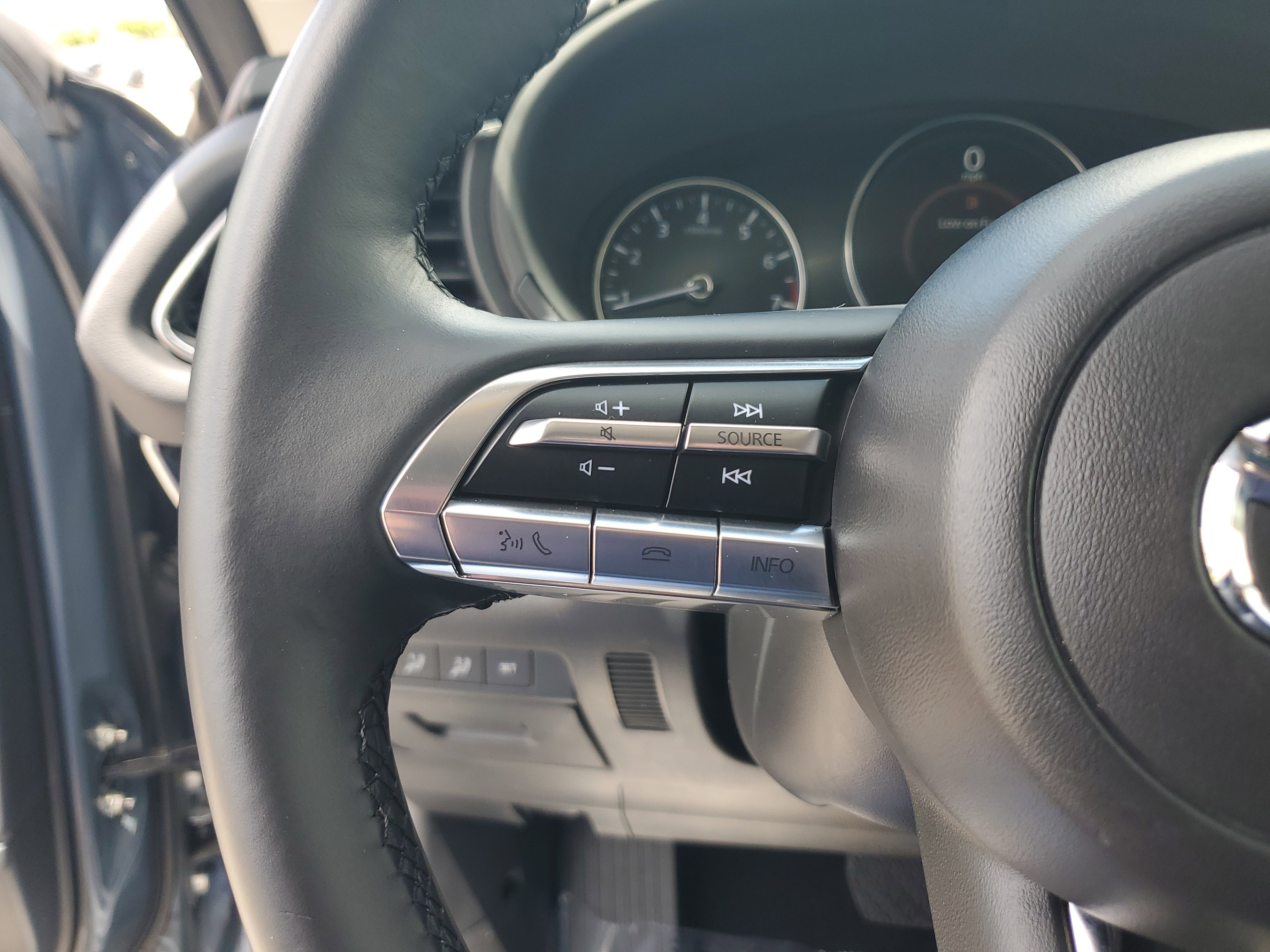 Used 2022 MAZDA CX-30 AWD 2.5 S w/ Preferred Package image 22