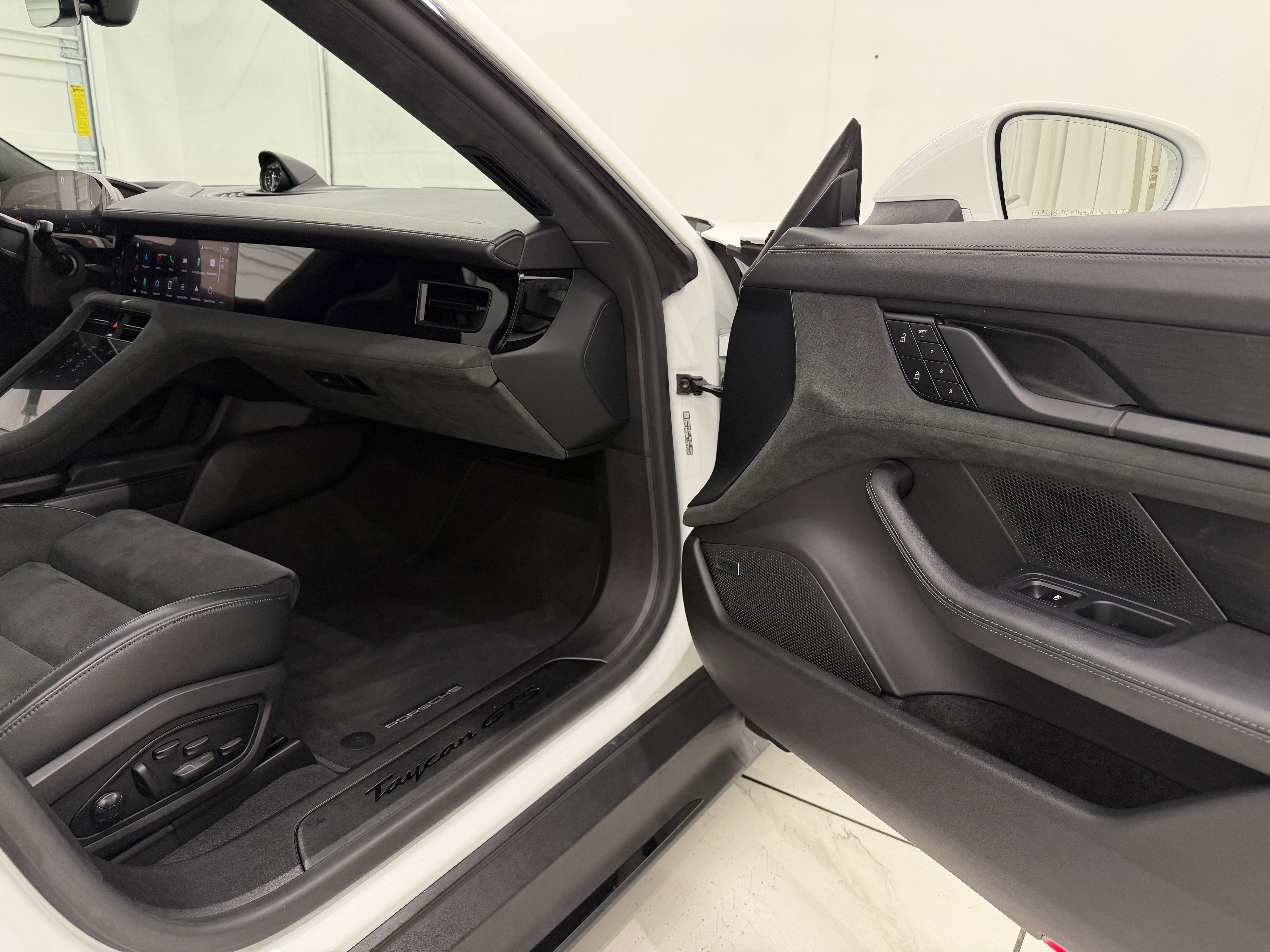 Certified 2024 Porsche Taycan GTS image 21